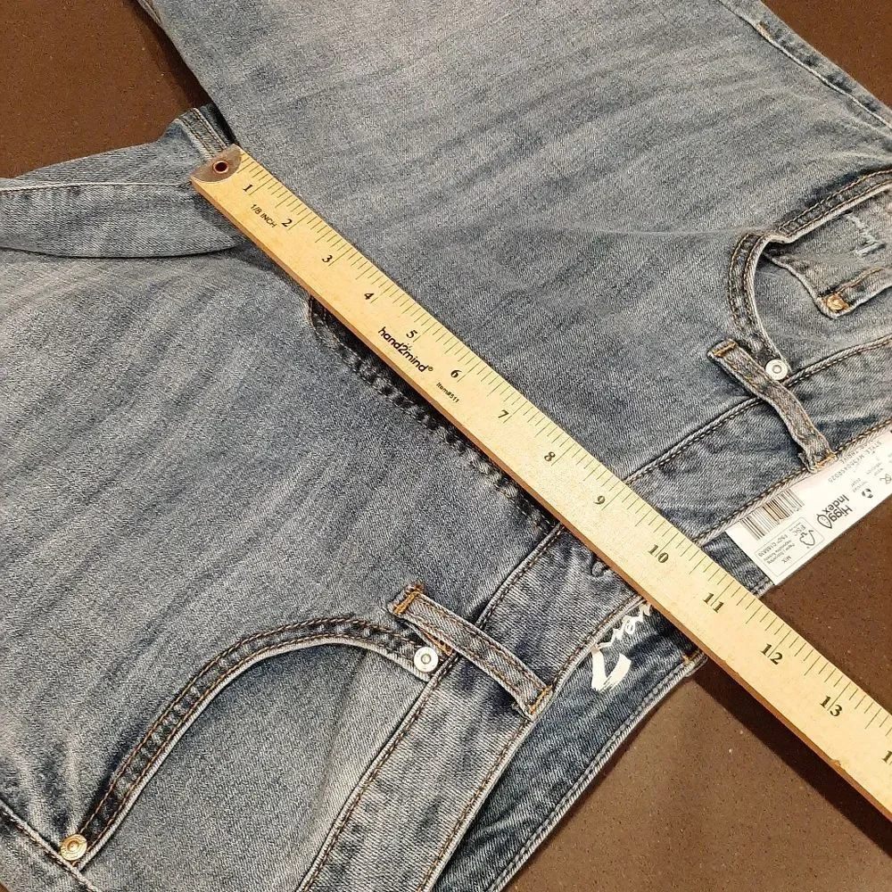 Seven7 Relaxed Bermuda Shorts Size 10 Mid Rise Cuffed Hem Stretch